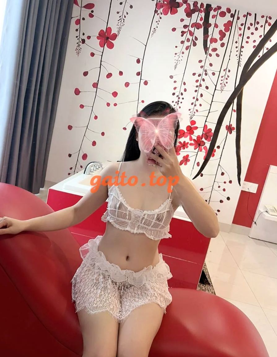 Ngọc Nữ Linh 2002 – Ngực đẹp, tâm lý – Hú ngay – Nha Trang, Khánh Hòa – ảnh 4