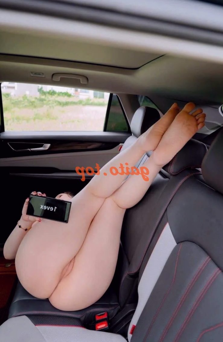 V I P – gái gọi Dĩ An