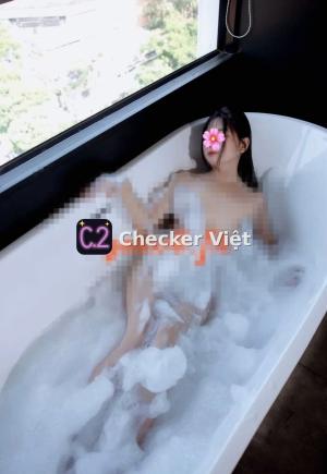 Khánh Huyền – ảnh