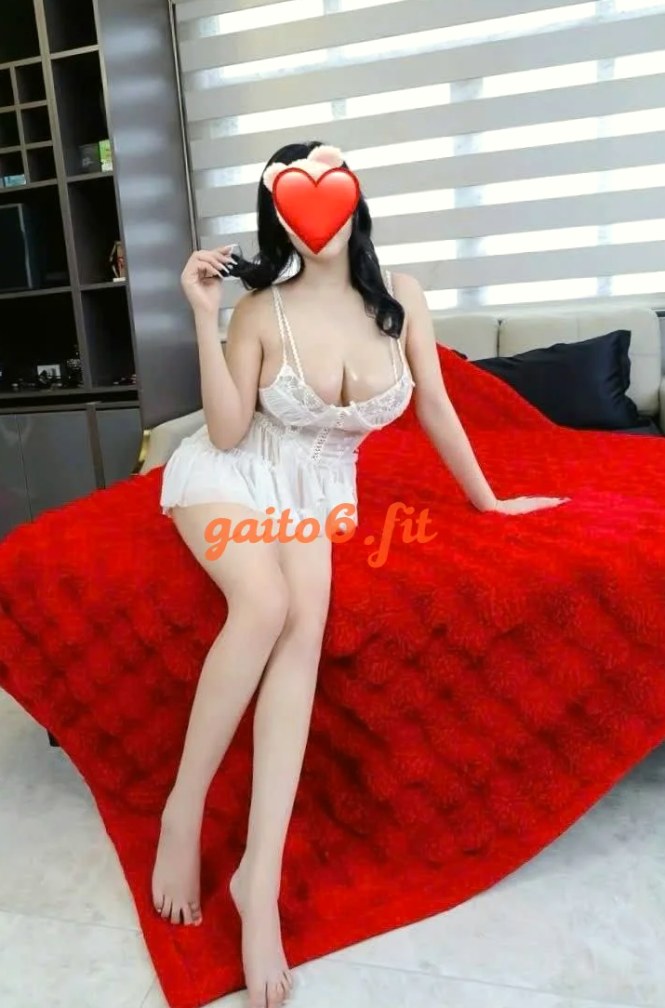 Ngọc Bích Người – Nóng bỏng, nhiều chiêu – Hú ngay – Quận 12, Sài Gòn – ảnh 2