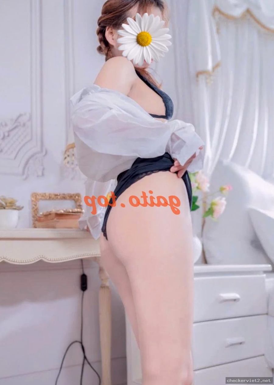Thu Thuỷ – gái gọi Quận 8