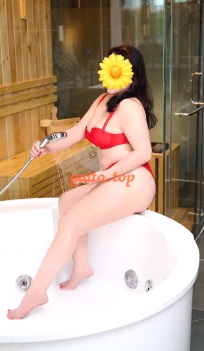 My My – gái gọi Quận 10