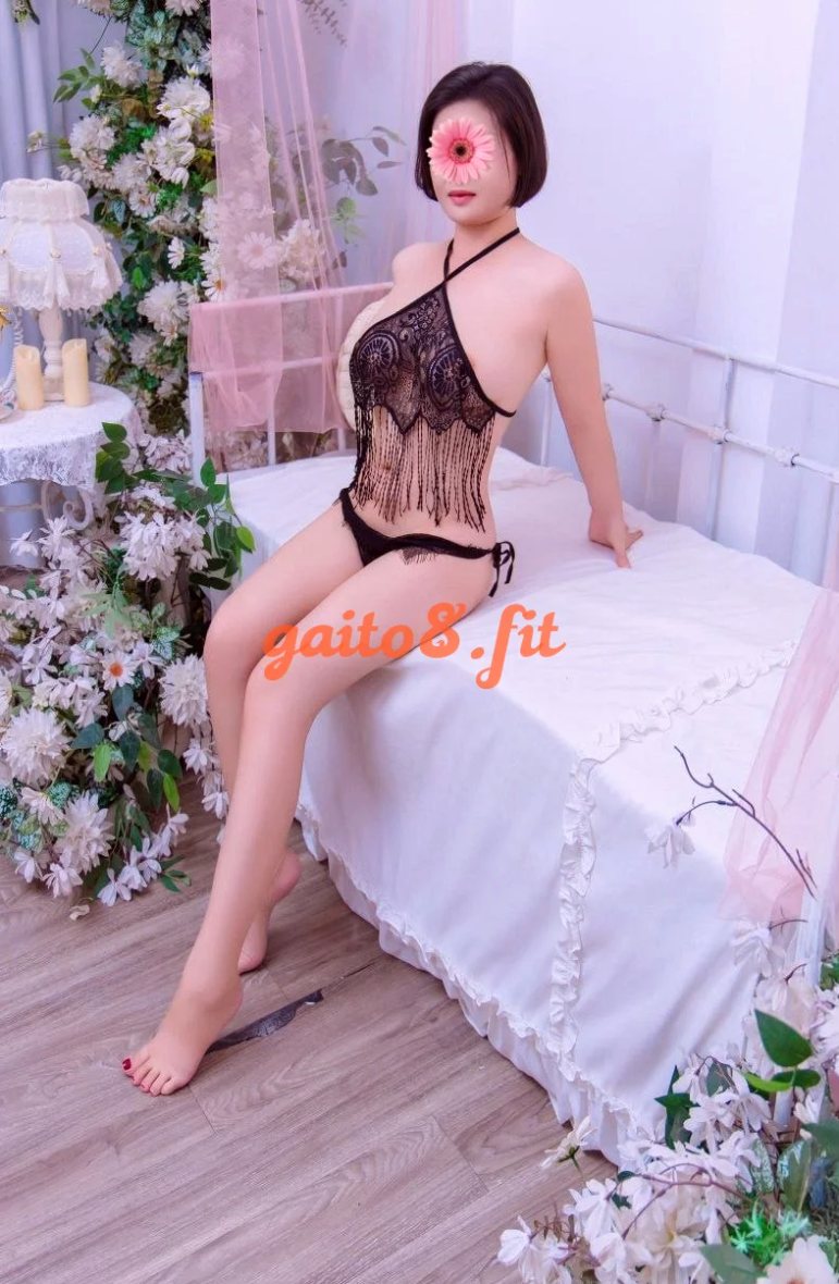 Phương Lan – gái gọi Long Biên