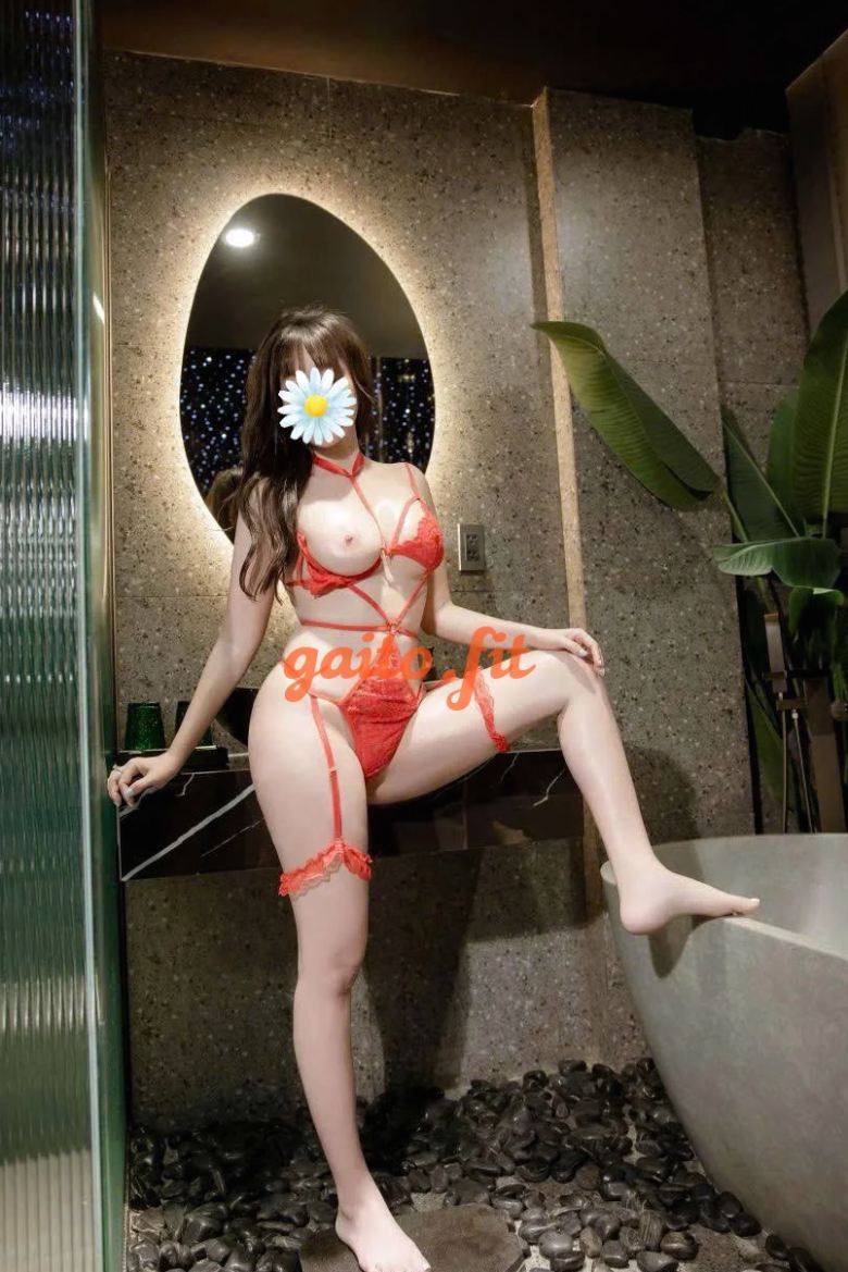 Ly Ly – gái gọi Quận 8