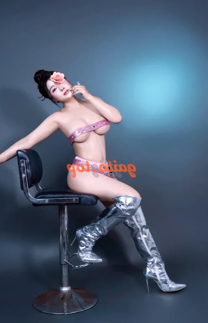 May 2004 – Body chuẩn, ngọt ngào – Quất ngay – Quận 8, Sài Gòn – ảnh 4