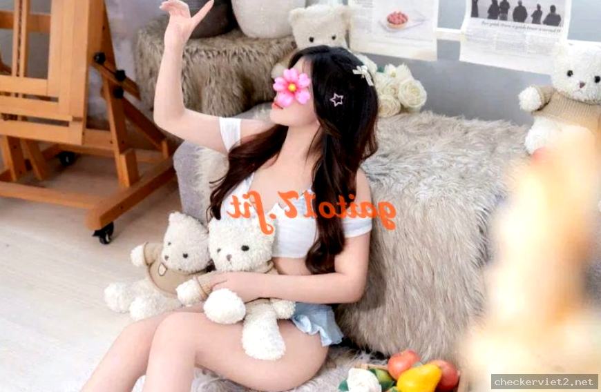 Trúc Nguyệt – gái gọi Quận 8