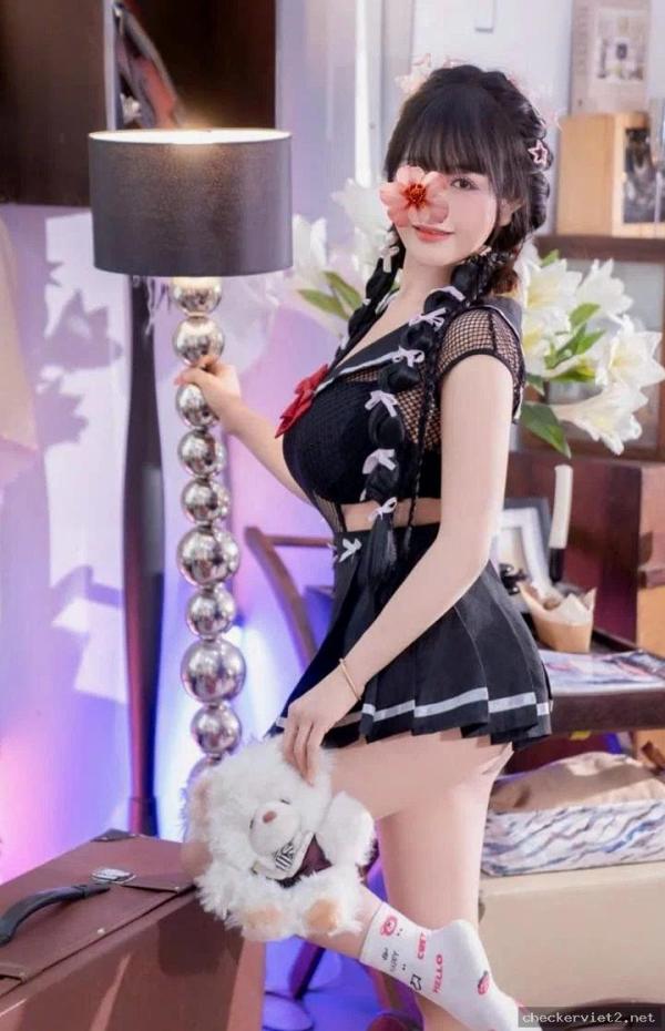 Trà My 2002 – Chân dài, bú liếm giỏi – Liên hệ ngay – Quận 10, Sài Gòn – ảnh 3