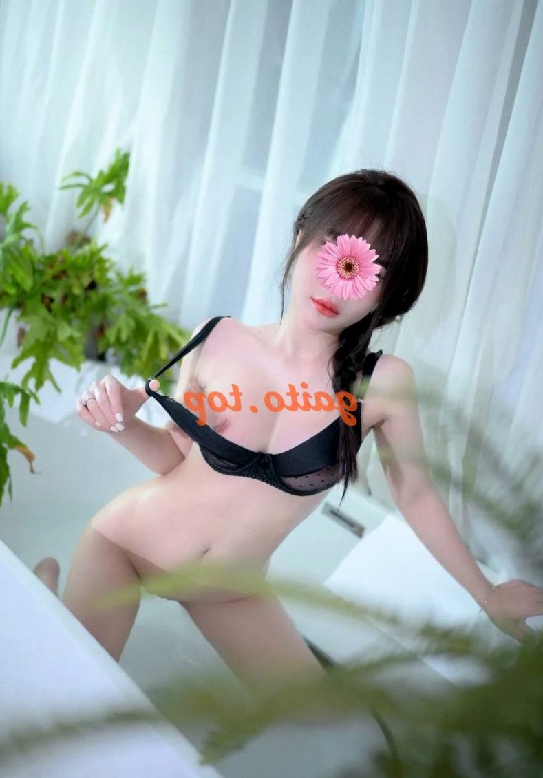 Hạ Vy Em – Hàng xịn, chiều mọi yêu cầu – Hẹn ngay – Phú Nhuận, Sài Gòn – ảnh 9